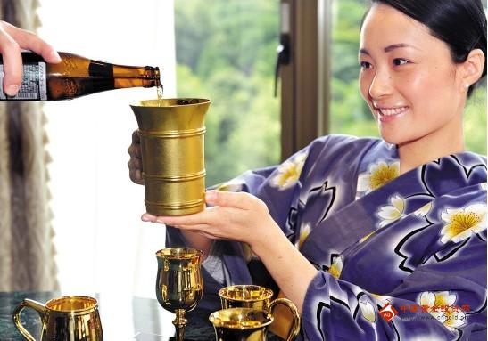 遍身穿就黃金甲(遍地穿就黃金甲)